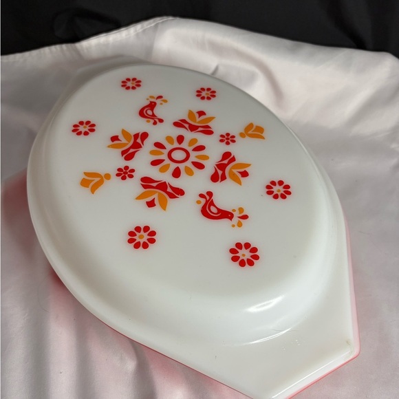 Pryex Friendship 1 qt lidded /divided serving dish - Picture 5 of 8